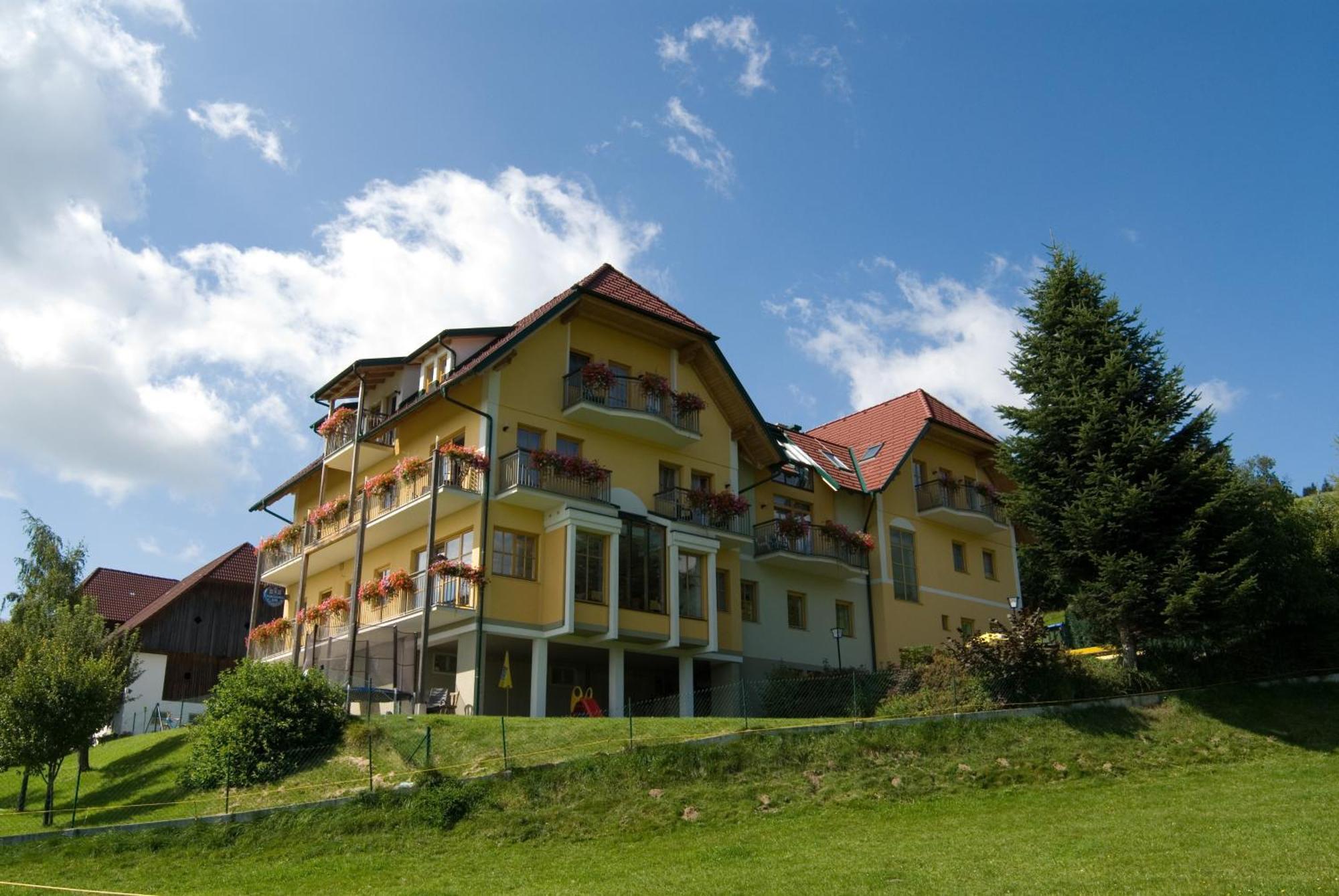 Wildwiesenhof Miesenbach  Exterior photo